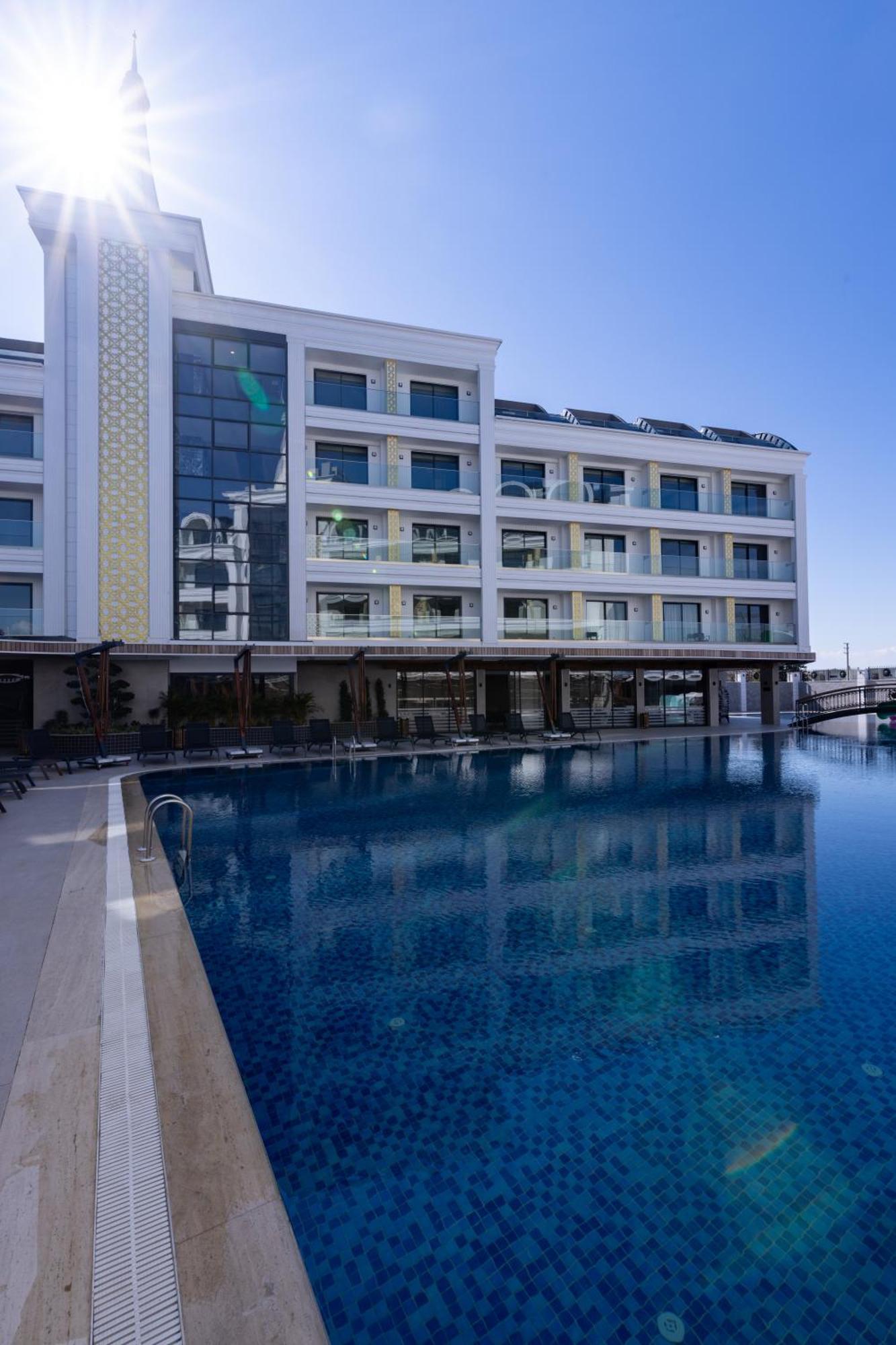 Belenli Resort Hotel Belek Exteriör bild